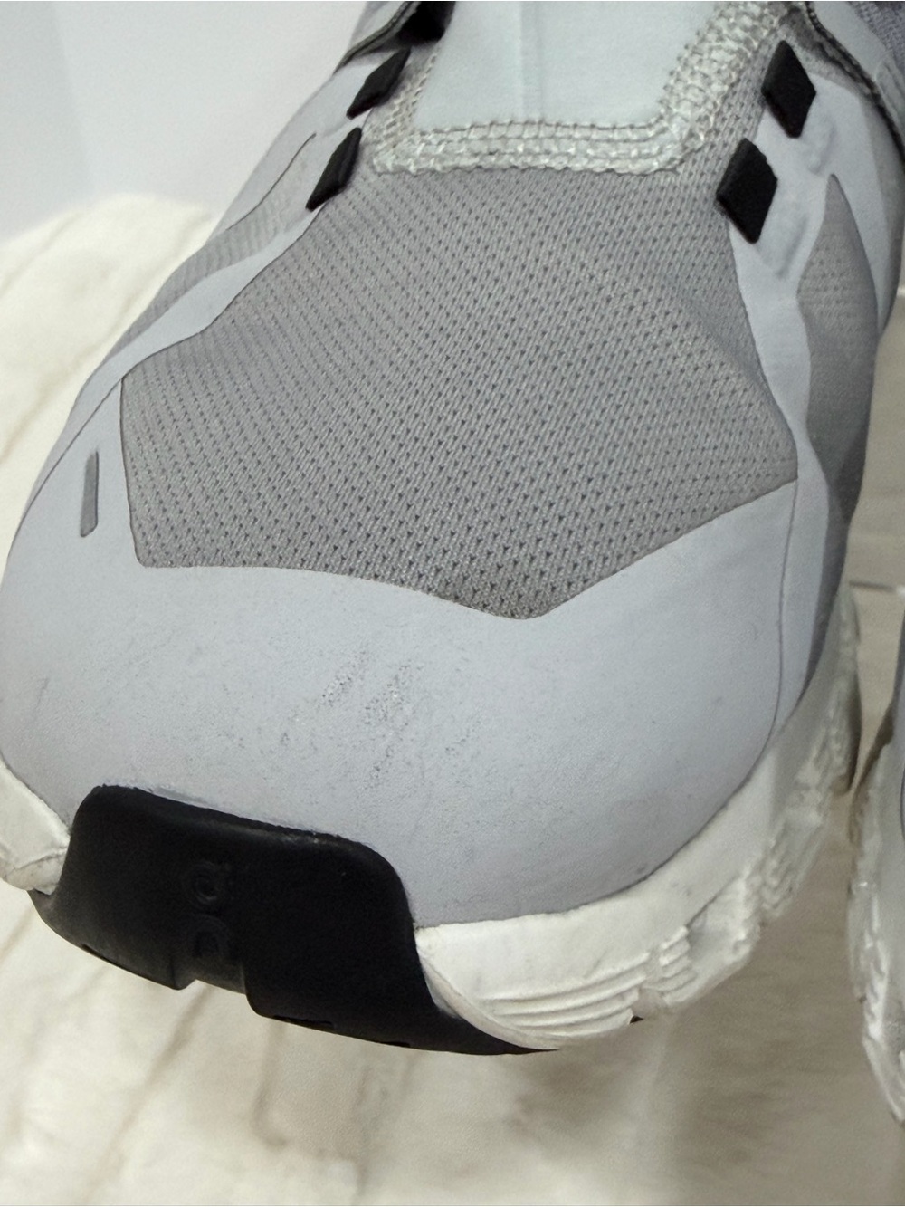 On - Cloud 5 Woman’s Waterproof Sneakers in GLACIER. Excellent Condiiton SZ 10 - Picture 13 of 15